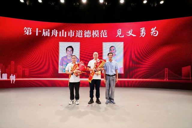 77b1abd18746dfe72b075047d7d80630.jpg 77b1abd18746dfe72b075047d7d80630.jpg